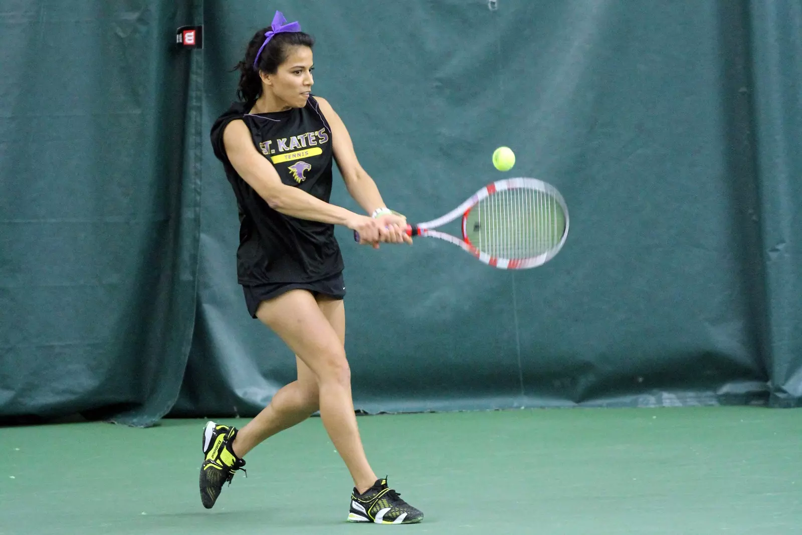 Tennis rolls to 9-0 sweeps of Hamline, Macalester to open MIAC play