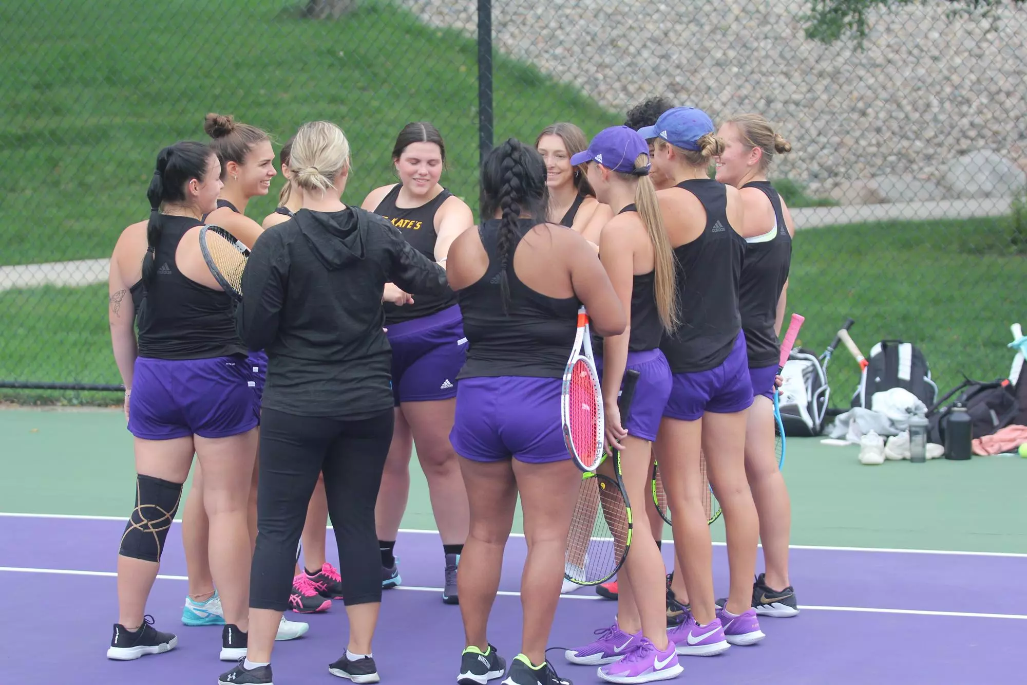 tennis huddle