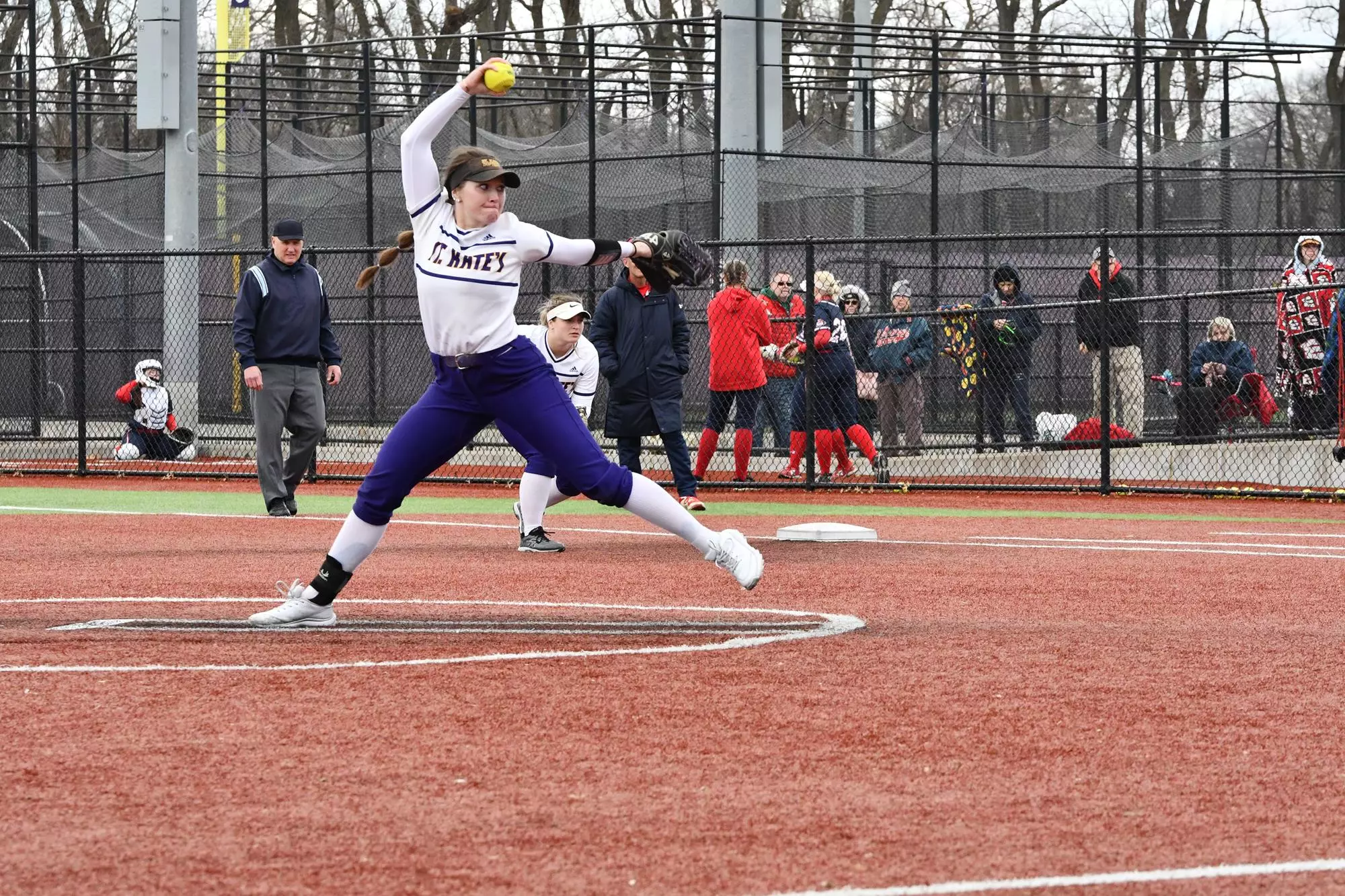 Alyssa Montero pitching at University of Northwestern St Paul